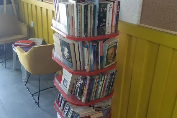 kitap kafe - Resim 8