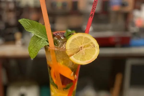 SULTAN CAFE HOOKAH - Resim 13