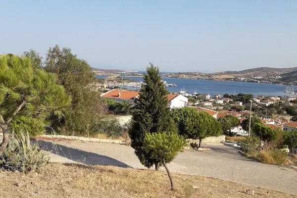 Foça Belediye Denizkent Sosyal Tesisi - Resim 15