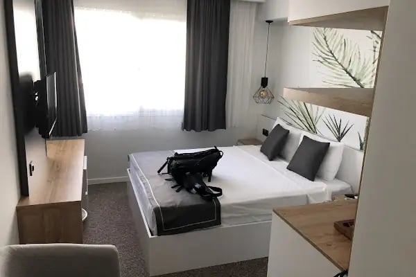 Emen's Hotel - Resim 6