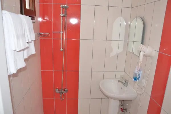 Ceyf Motel İmamoğlu - Resim 3