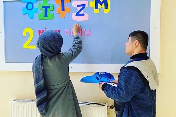 Özel Urfa Özel Eğitim Ve Rehabilitasyon Merkez - Resim 11