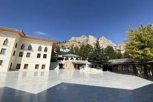 Somuncu Baba Türbesi ve Külliyesi - Resim 6