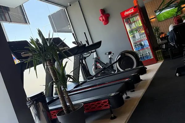 EA wellness Club - Resim 19
