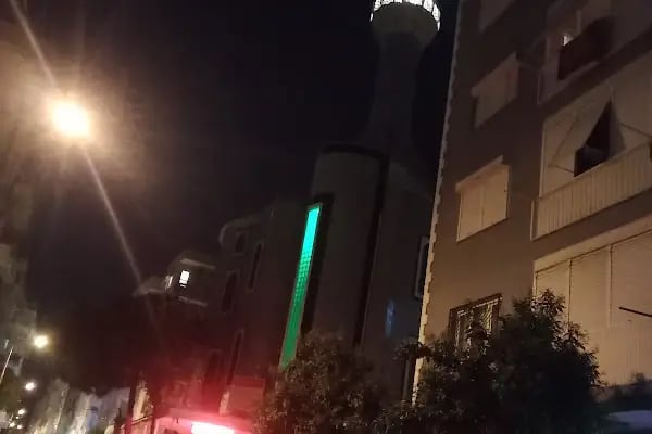 Güzelyalı Yeni Cami - Resim 16
