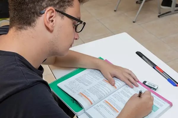 Bayraklı Uğur Kurs - Resim 10