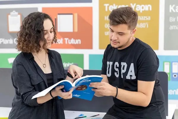 Bayraklı Uğur Kurs - Resim 7