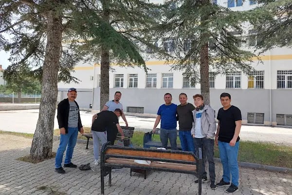 Akşehir Ticaret Lisesi - Resim 8