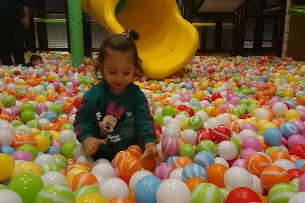Magic World Eğlence Merkezi - Resim 4