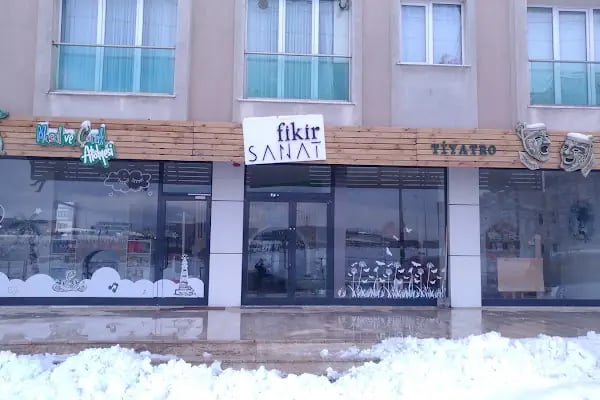 Fikir Sanat Tiyatrosu - Resim 4