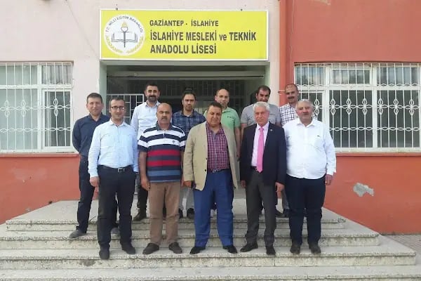 İslahiye Teknik Lise Ve Çok Programlı Lisesi - Resim 1