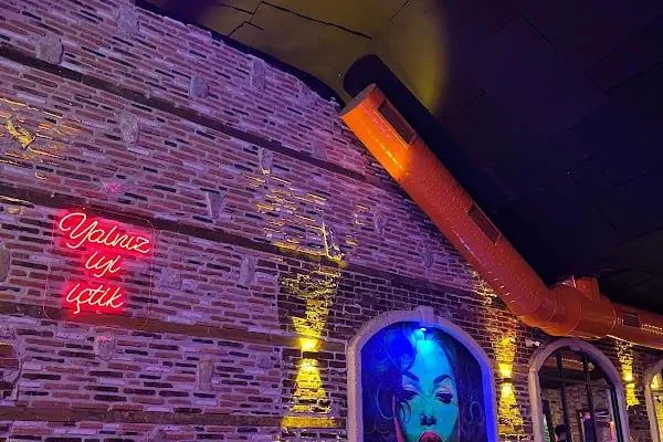 Bornova Sahne Performance Hall - Resim 1