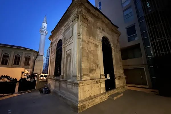 Mahmut Nedim Paşa Türbesi - Resim 7