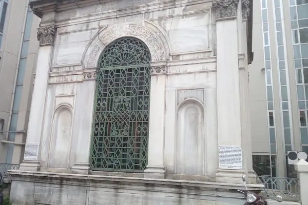 Mahmut Nedim Paşa Türbesi - Resim 4