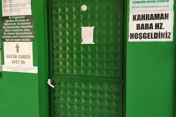 KAHRAMAN BABA TÜRBESİ - Resim 4