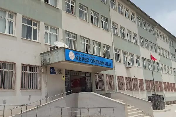 Kepez Orta Okulu - Resim 1