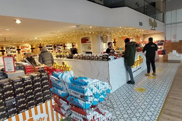 Beyoğlu Çikolata Fabrika Satış Mağazası - Resim 20
