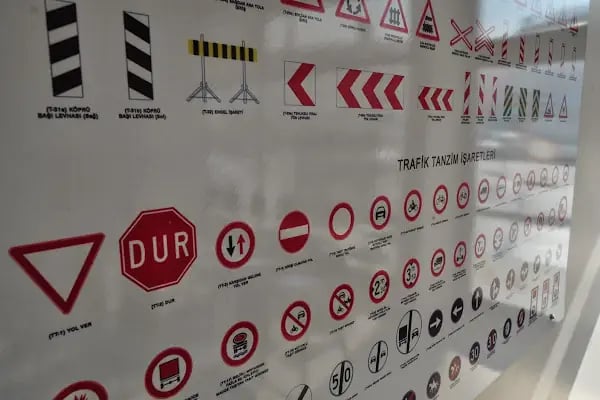 İzmir Sürücü Kursu - Resim 20