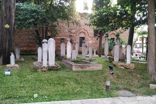 2. Murad Külliyesi Sultan Türbeleri - Resim 6