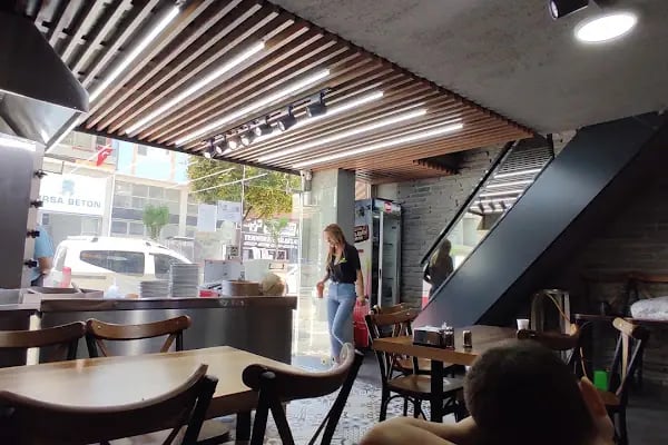 Livane Döner Salonu - Resim 1