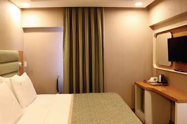 Life Corner Hotel - Resim 5