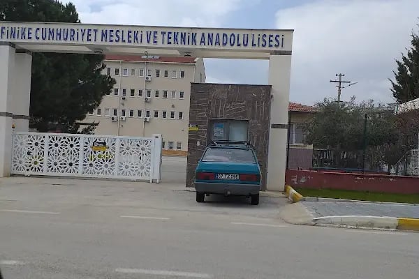 Finike Cumhuriyet Mesleki Ve Teknik Anadolu Lisesi - Resim 2