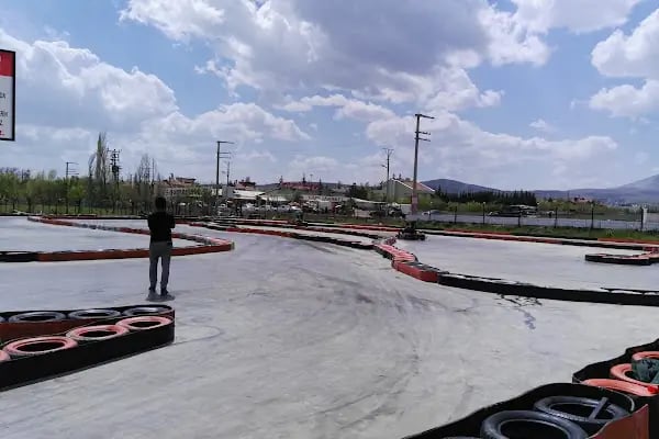 GrandPrix Go Kart kafe Restorant - Resim 15