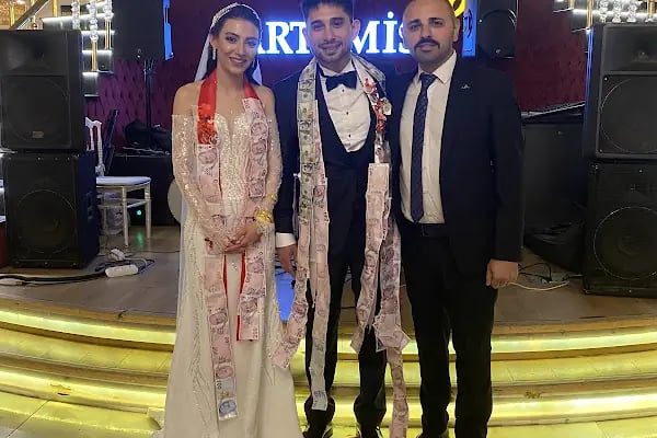 Artemis Balo ve Davet Salonu - Resim 13