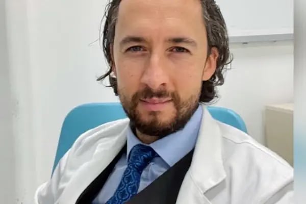 Prof. Dr. Gökhan MERİÇ - Ortopedi ve Travmatoloji - Resim 4