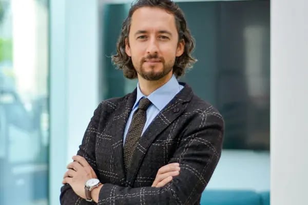 Prof. Dr. Gökhan MERİÇ - Ortopedi ve Travmatoloji - Resim 8