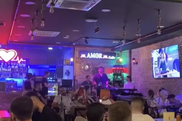 AMOR CAFE - Resim 6