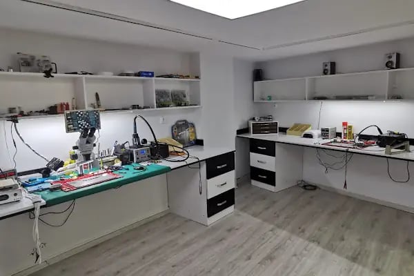 TOM - Teknoloji Telefon Onarım Merkezi - Resim 11
