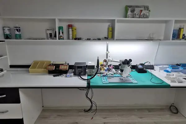 TOM - Teknoloji Telefon Onarım Merkezi - Resim 7