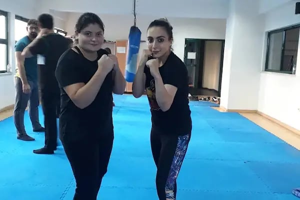 Yıldız Teknik Üniversitesi Spor Salonu - Resim 4