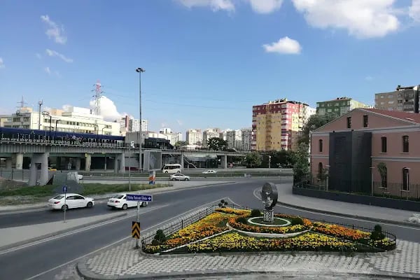 Yıldız Teknik Üniversitesi Spor Salonu - Resim 7