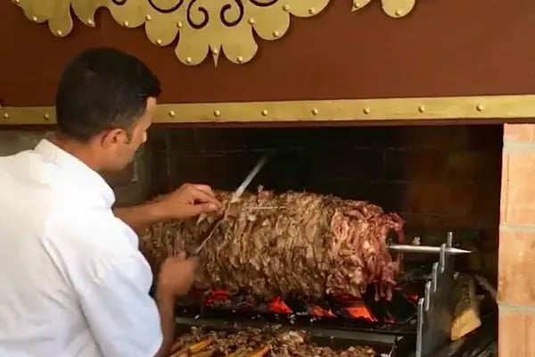 ARNAVUTKÖY ERZURUM CAĞKEBABI - Resim 5