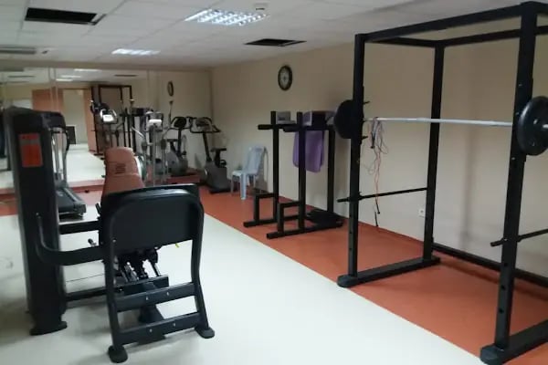 Elmalı Asfim (Antalya, Spor ve Fitness Merkezi) - Resim 2