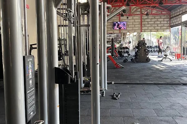 Hangar Life Fitness - Resim 20