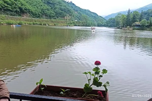Sera Gölü Tesisleri Yaşar Usta - Resim 4