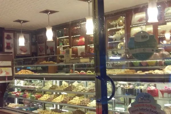Gülbadem Pastanesi - Resim 2