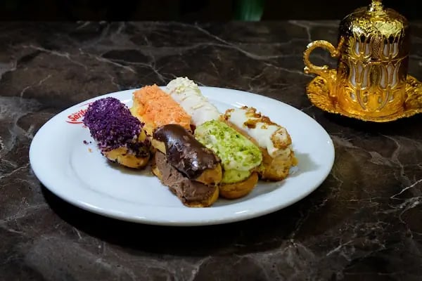 Antepli Şerifoğlu baklavaları Arnavutköy Şubesi - Resim 17
