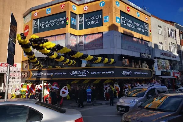 Antepli Şerifoğlu baklavaları Arnavutköy Şubesi - Resim 2