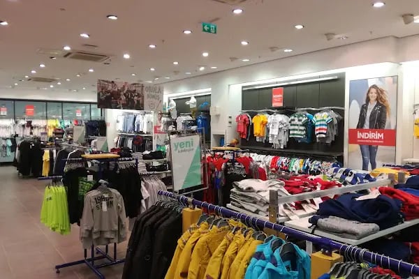 Margi Outlet Edirne Alışveriş Merkezi - Resim 8