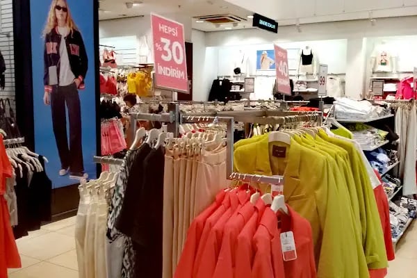 Margi Outlet Edirne Alışveriş Merkezi - Resim 17