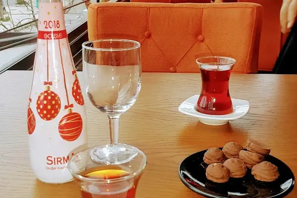 Hale Cafe & Ev Yemekleri - Resim 12