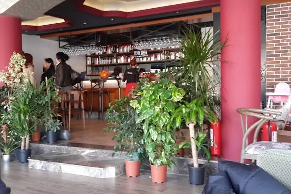 Hale Cafe & Ev Yemekleri - Resim 10