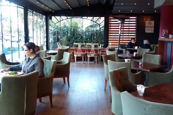 Hale Cafe & Ev Yemekleri - Resim 20