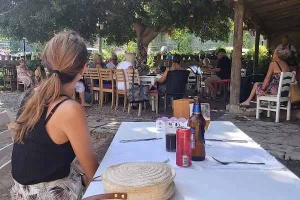 Muhtarın Yeri Restoran - Resim 2