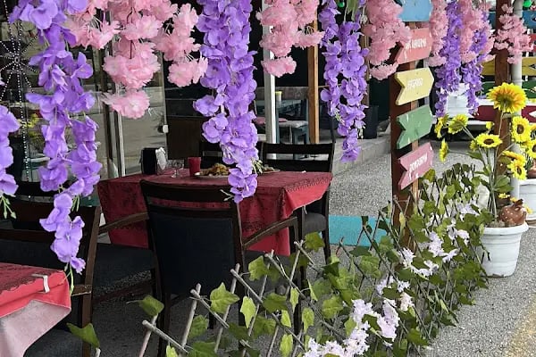 Asil Cafe &amp; Kahvaltı Gözleme Evi - Resim 17