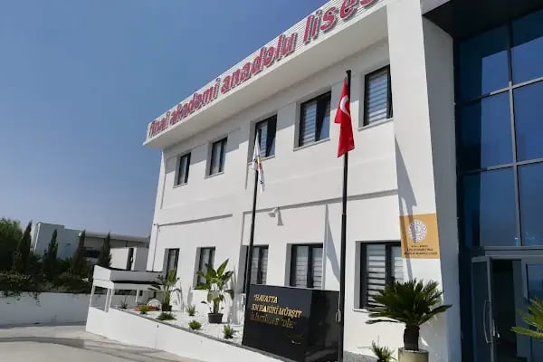 Efes Pilsen-deposu - Resim 1